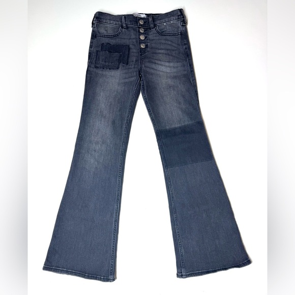 Abercrombie Kids High Rise Stylish Gray Flared Jeans Size- 9/10 - Picture 1 of 7